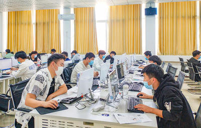 洛陽科技職業(yè)學院成功舉辦第十三屆“藍橋杯”河南省賽（計算機軟件及網絡技術賽項）