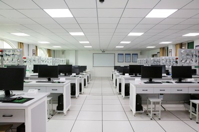 線上看牧院丨走進河南牧業(yè)經濟學院信息工程學院(軟件學院) 計算機軟件及網絡技術